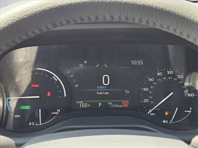 Used 2025 Toyota Sienna XLE FWD image 18
