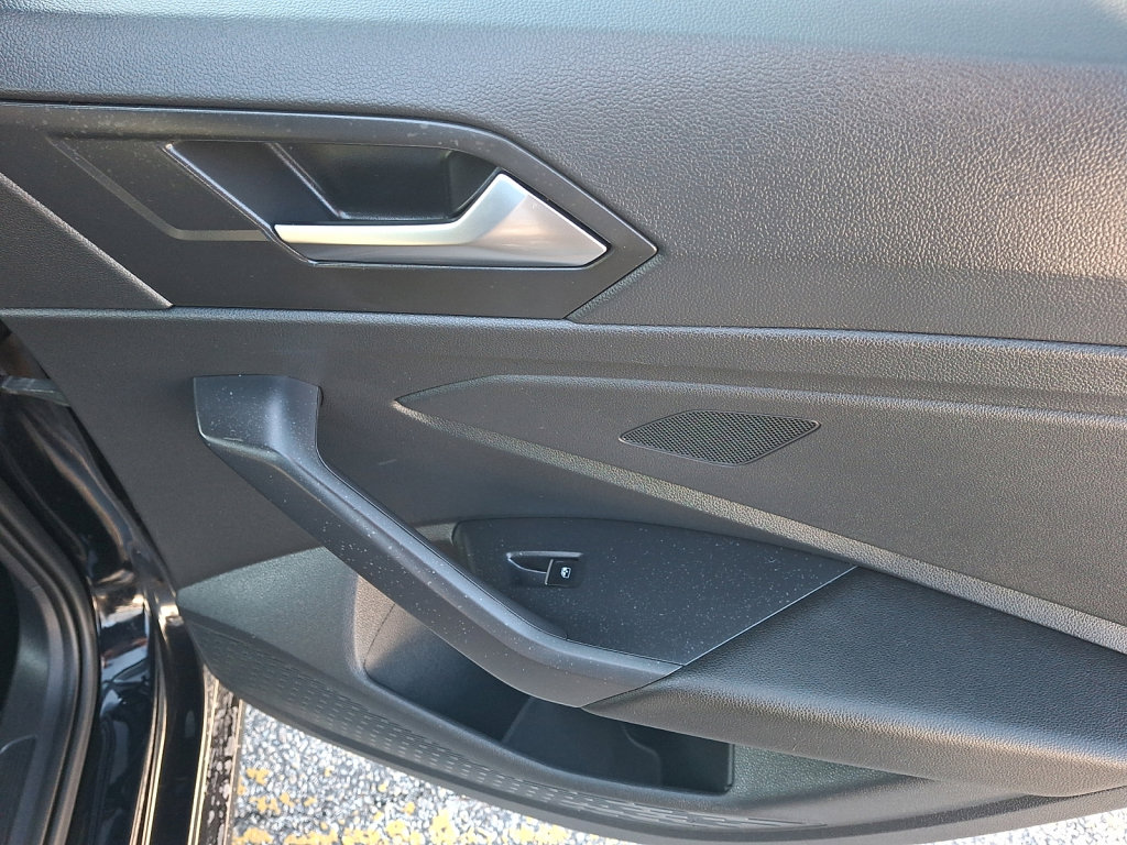 Used 2024 Volkswagen Jetta S image 14