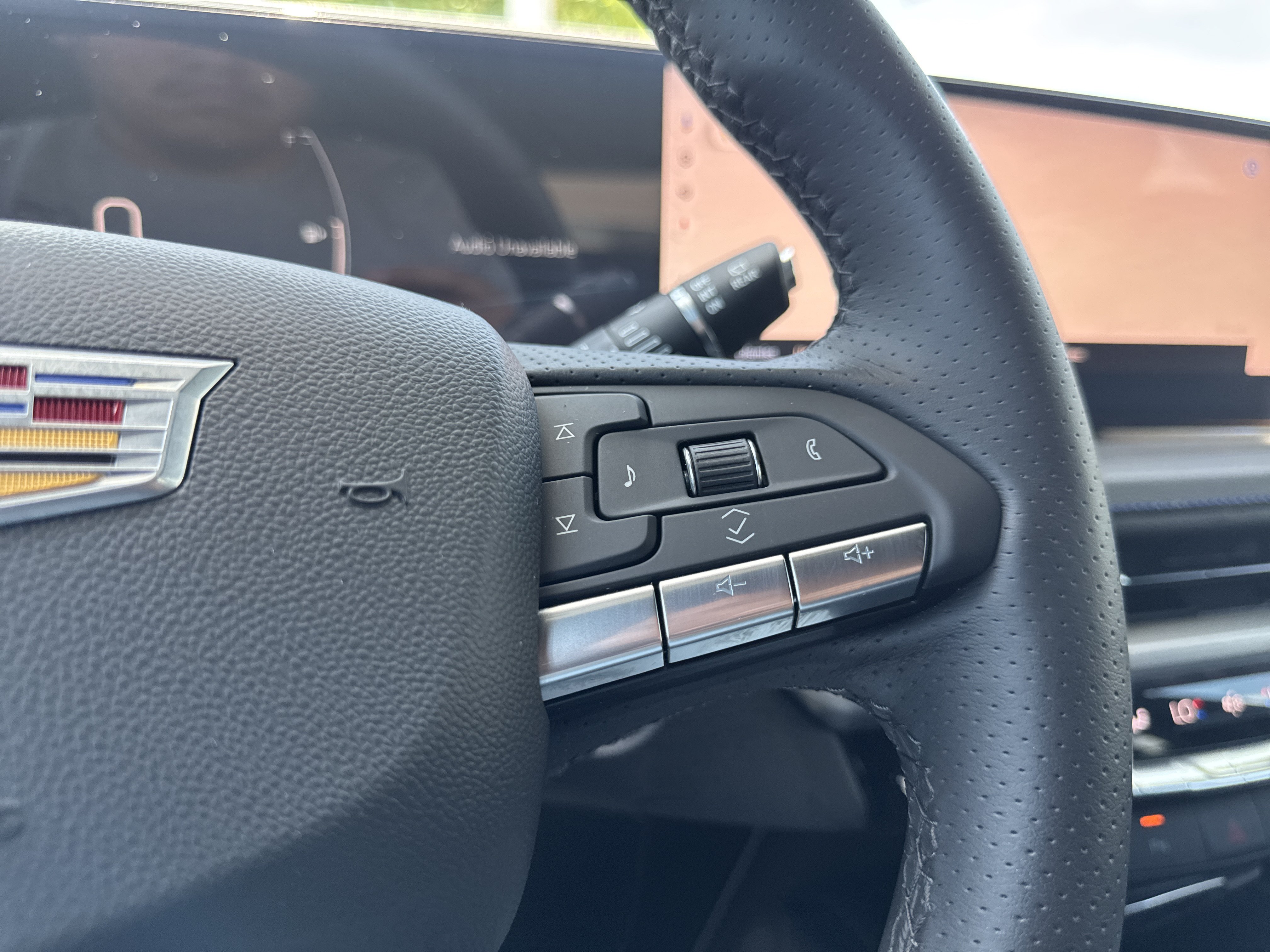 Certified 2024 Cadillac XT4 Sport w/ LPO, Floor Liner Package FWD image 30
