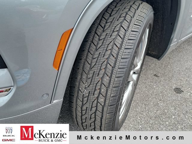New 2026 Buick Enclave Avenir w/ Super Cruise Package FWD image 32