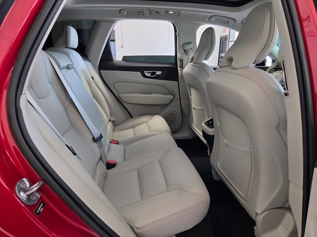 Certified 2023 Volvo XC60 B5 Ultimate w/ Protection Package Premier image 20