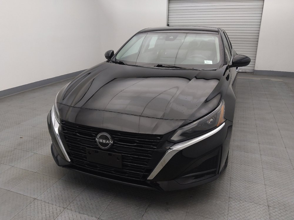 Used 2023 Nissan Altima 2.5 SV image 15