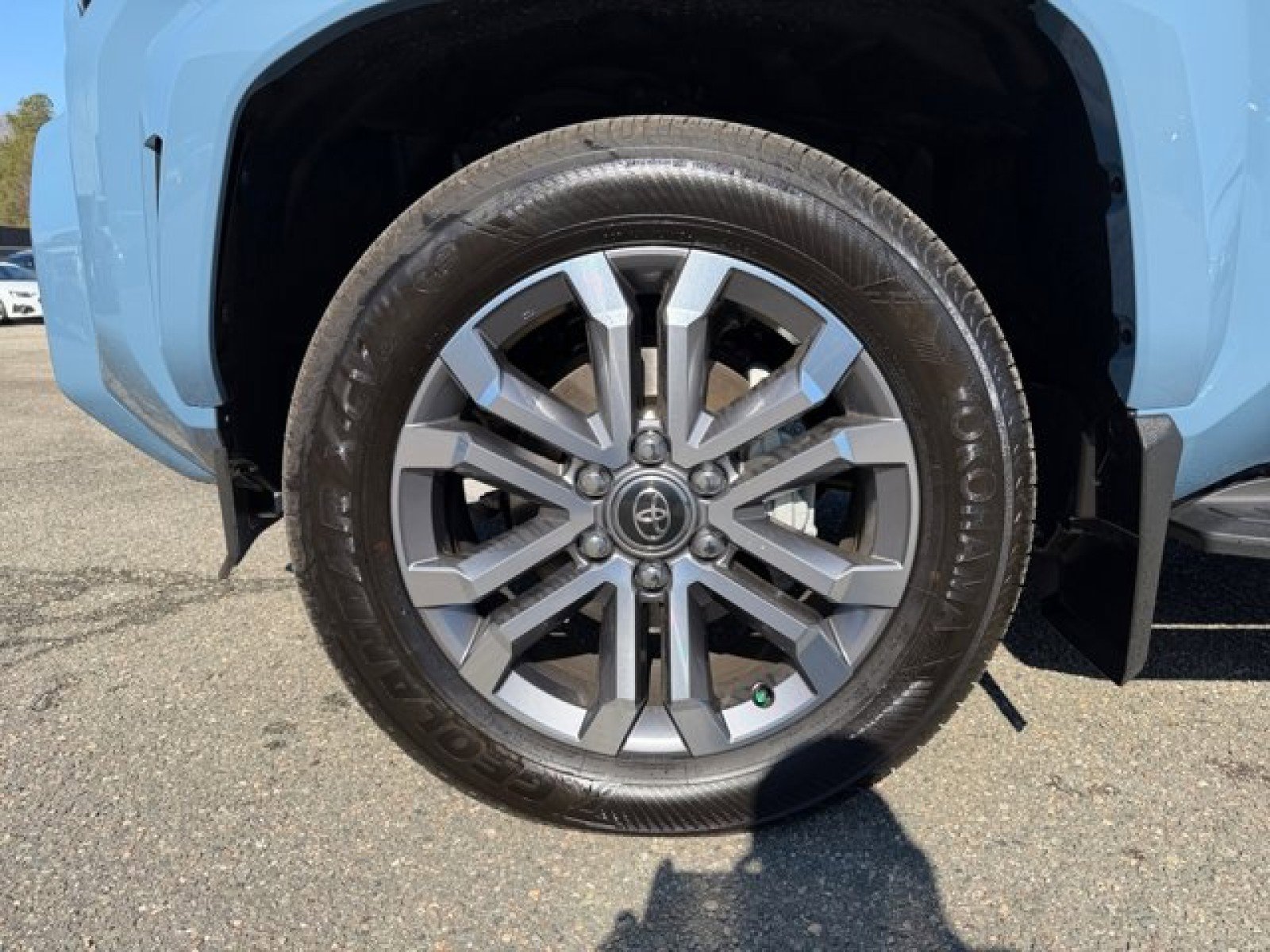 Used 2025 Toyota 4Runner Limited image 9