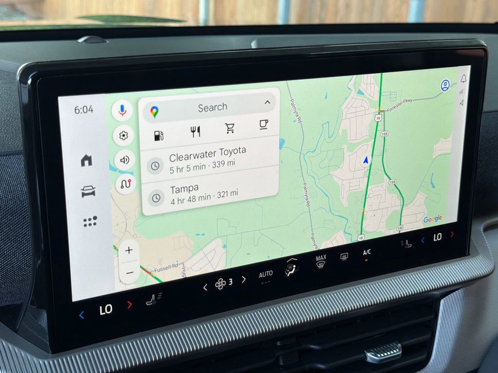 Used 2025 Ford Explorer Active image 7