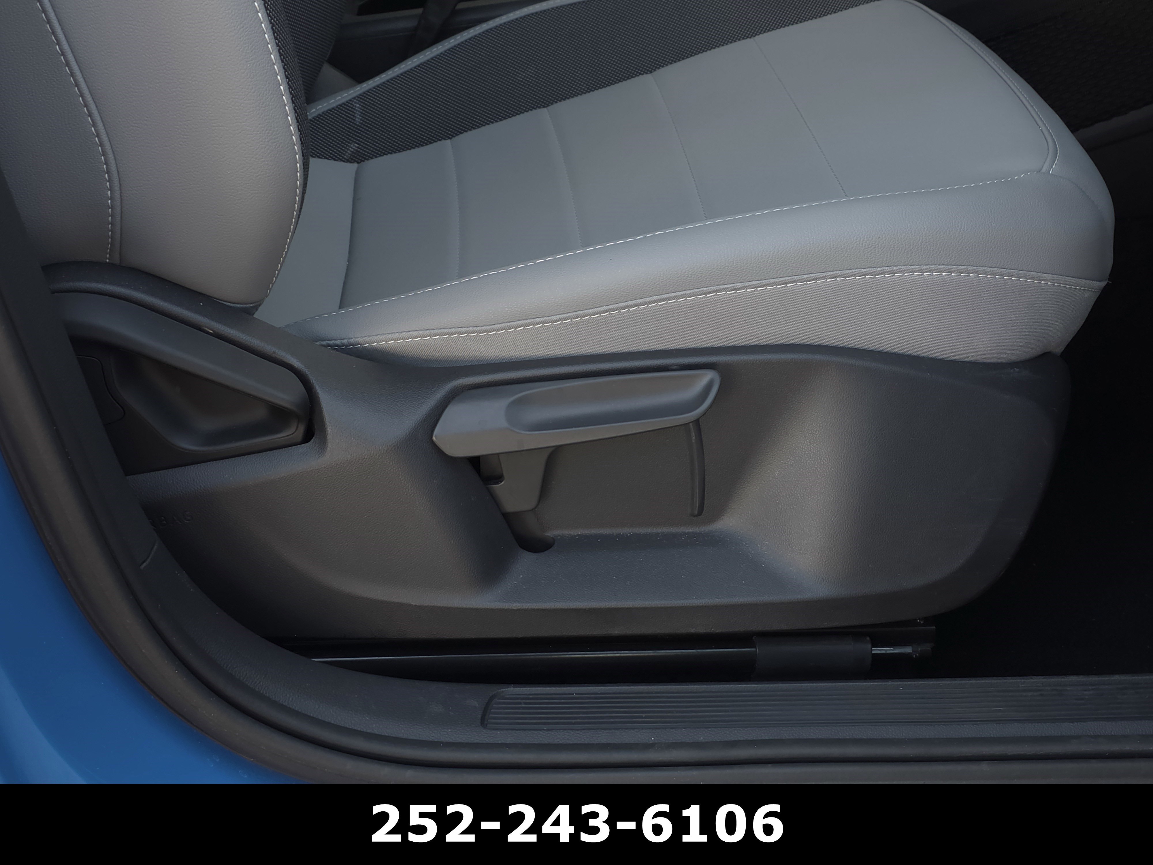 Used 2024 Volkswagen Taos SE FWD image 38