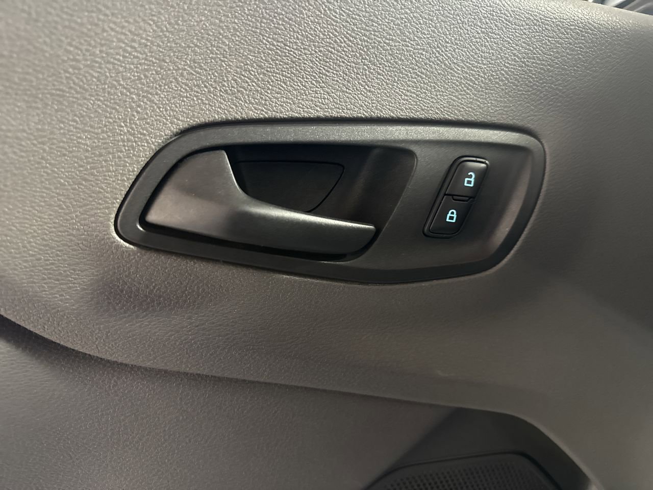 Used 2021 Ford Transit 350 XLT image 19
