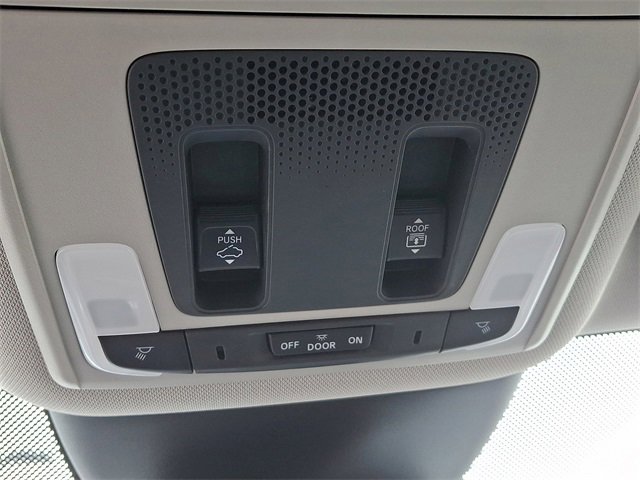 Used 2023 Honda Pilot Elite image 29