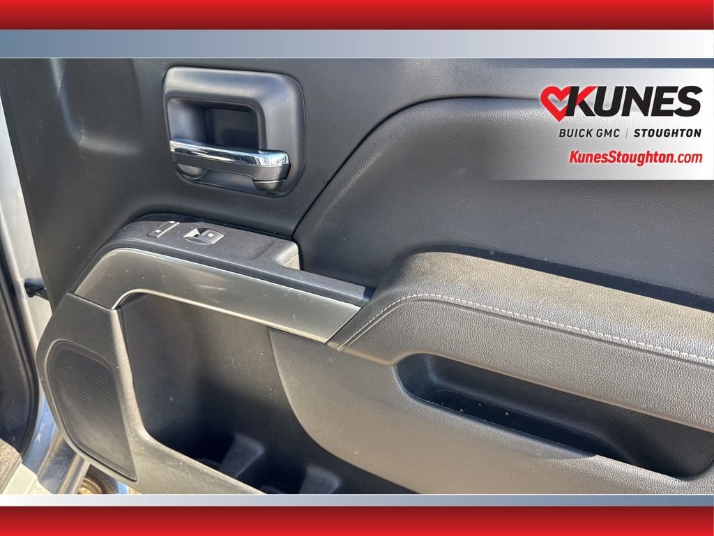 Used 2018 Chevrolet Silverado 1500 LT image 45