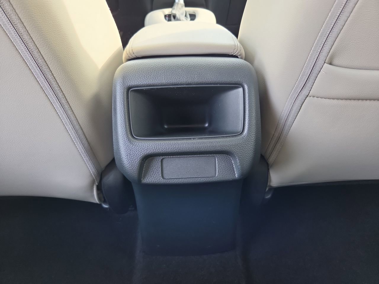 Used 2024 Honda HR-V EX-L image 14