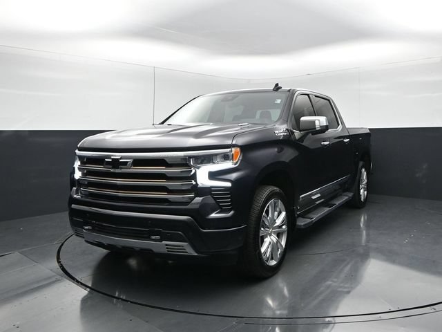 Used 2022 Chevrolet Silverado 1500 High Country w/ Technology Package AWD/4WD image 4