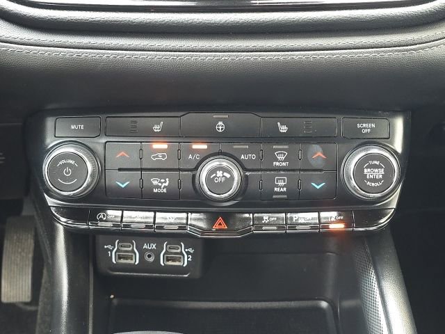 Used 2022 Dodge Durango GT image 37