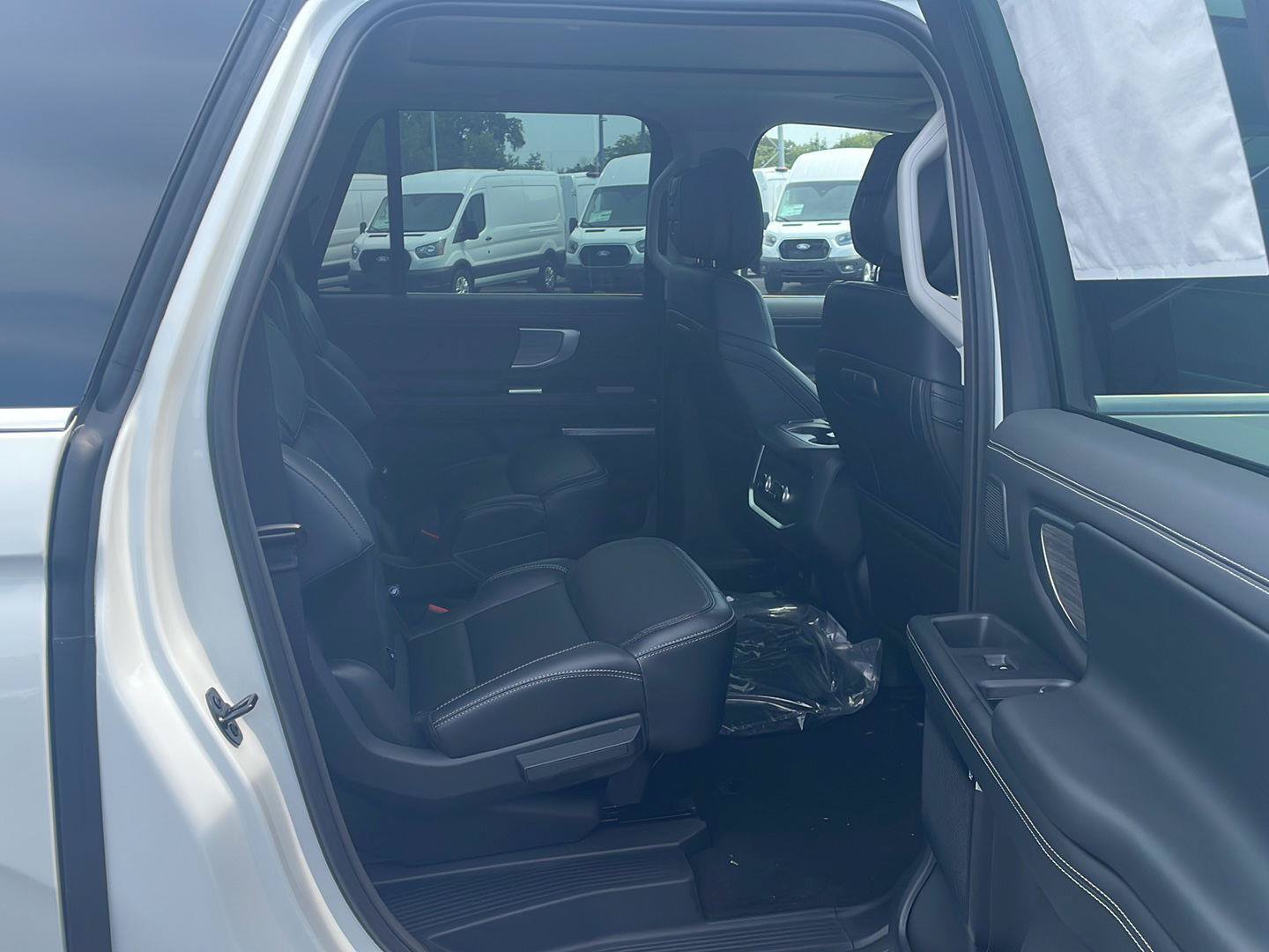 New 2027 Ford Expedition Max Platinum w/ Driver's Package AWD/4WD image 27