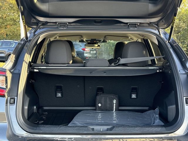 Used 2025 Subaru Crosstrek 2.0i Premium image 16