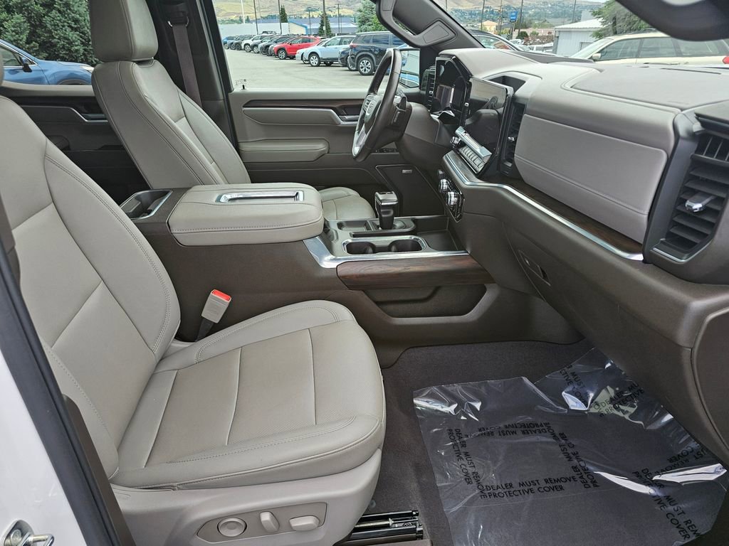 Certified 2022 GMC Sierra 1500 SLT w/ SLT Convenience Package AWD/4WD image 12