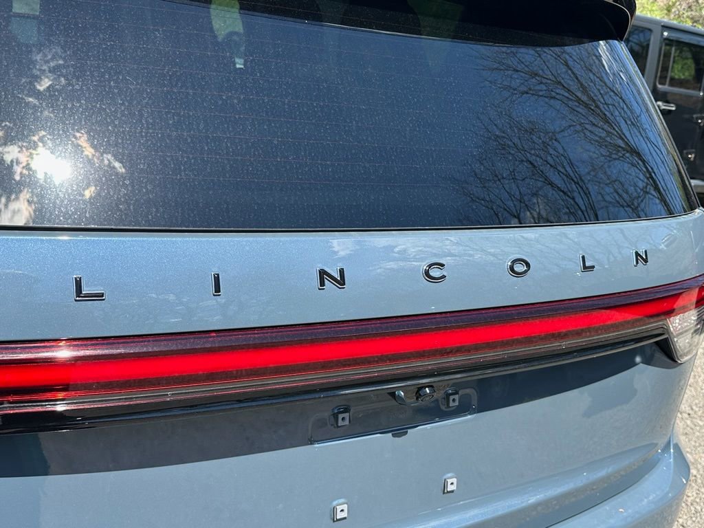 New 2026 Lincoln Aviator Black Label w/ Dynamic Handling Package AWD/4WD image 28
