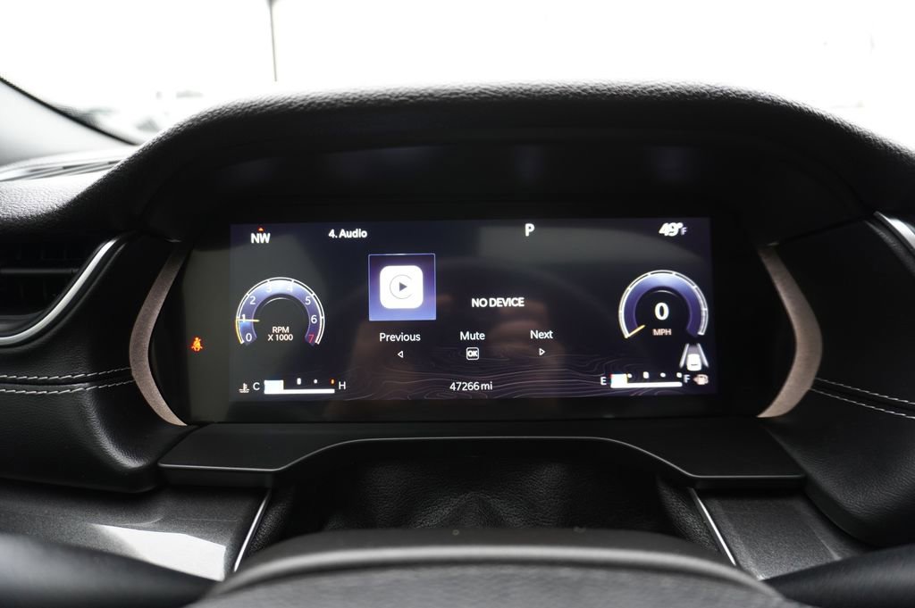 Used 2023 Jeep Grand Cherokee Altitude image 15