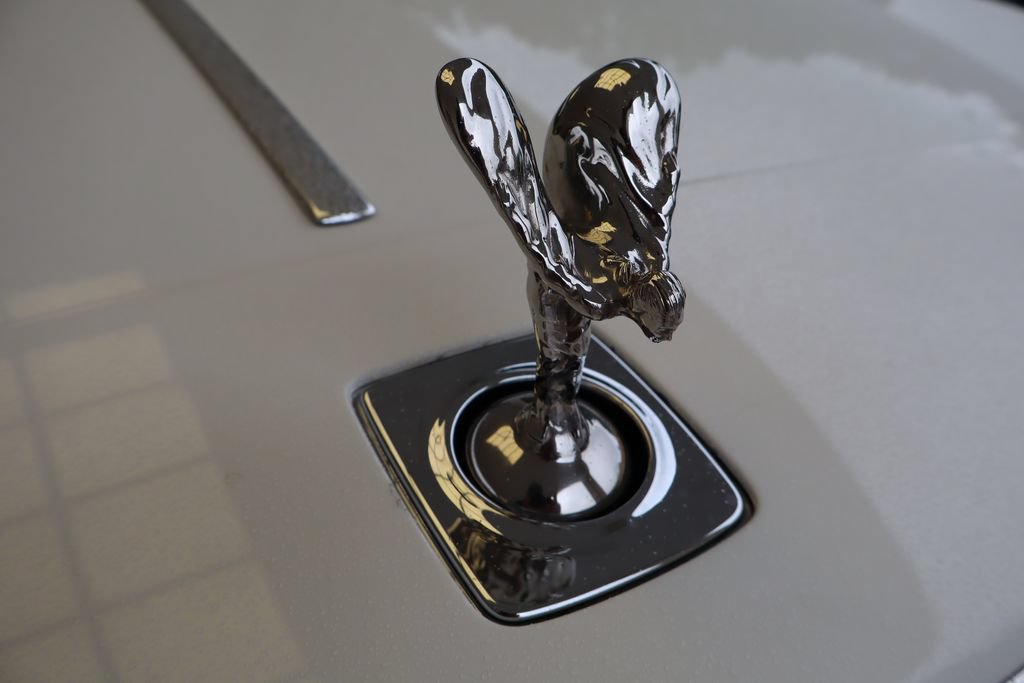 Used 2016 Rolls-Royce Wraith RWD image 6