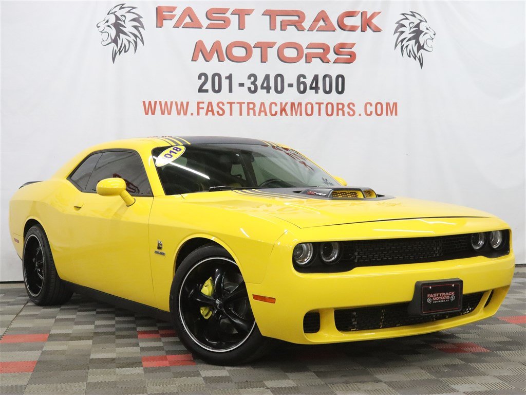 Used 2018 Dodge Challenger R/T Scat Pack RWD image 5