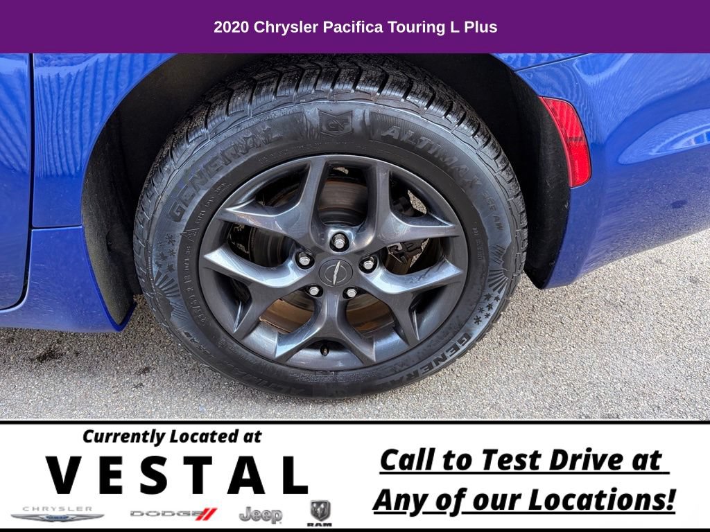 Used 2020 Chrysler Pacifica Touring-L Plus FWD image 17