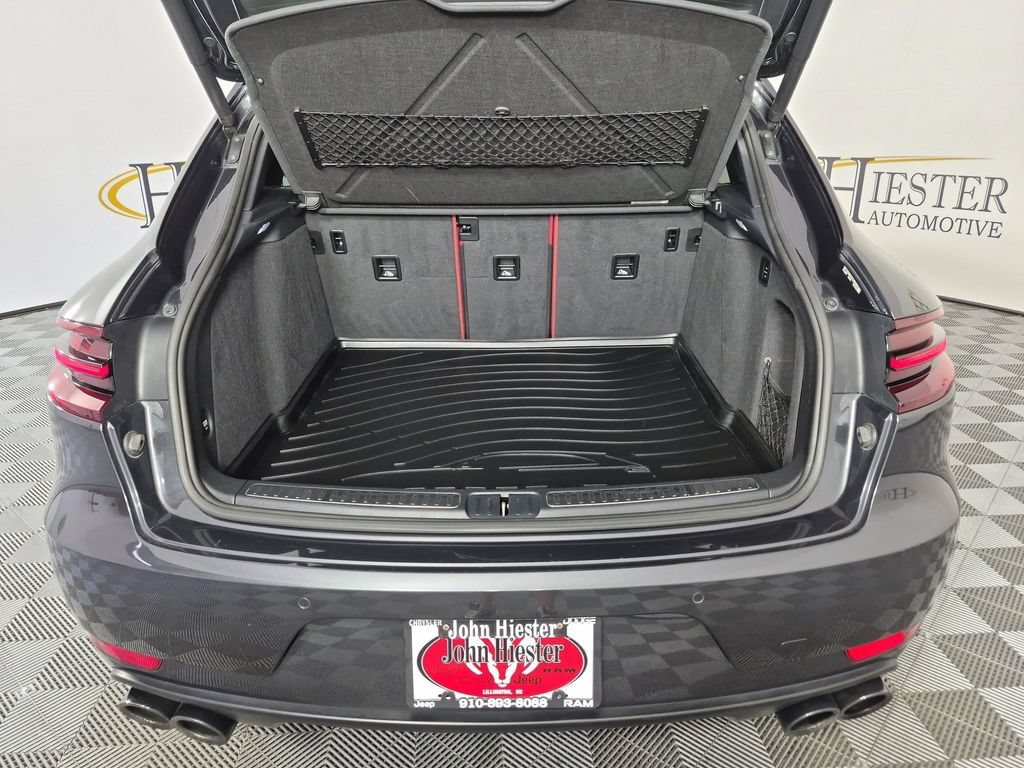 Used 2017 Porsche Macan GTS AWD/4WD image 37