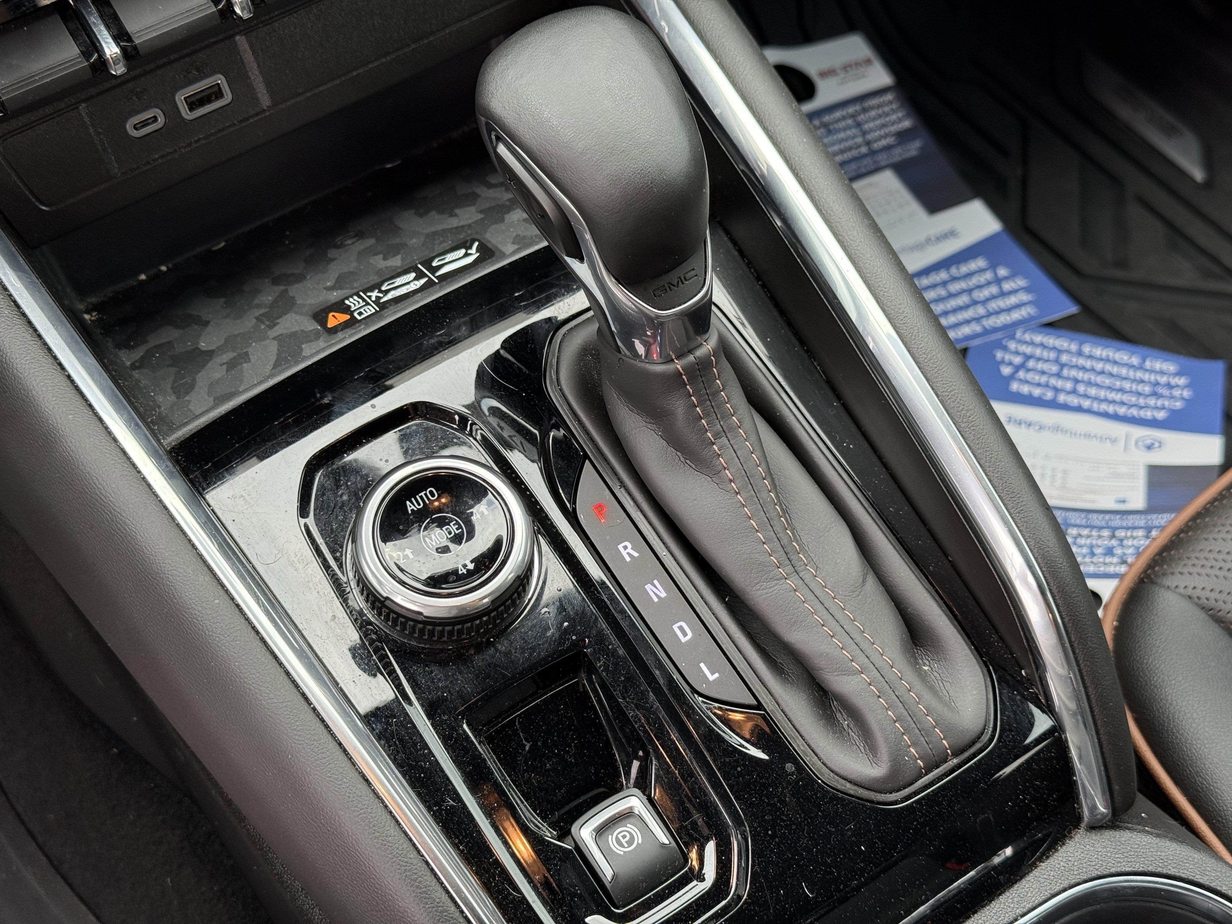 Used 2024 GMC Canyon AT4 w/ AT4 Premium Package image 20