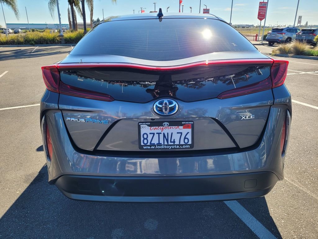 Used 2022 Toyota Prius Prime XLE image 5