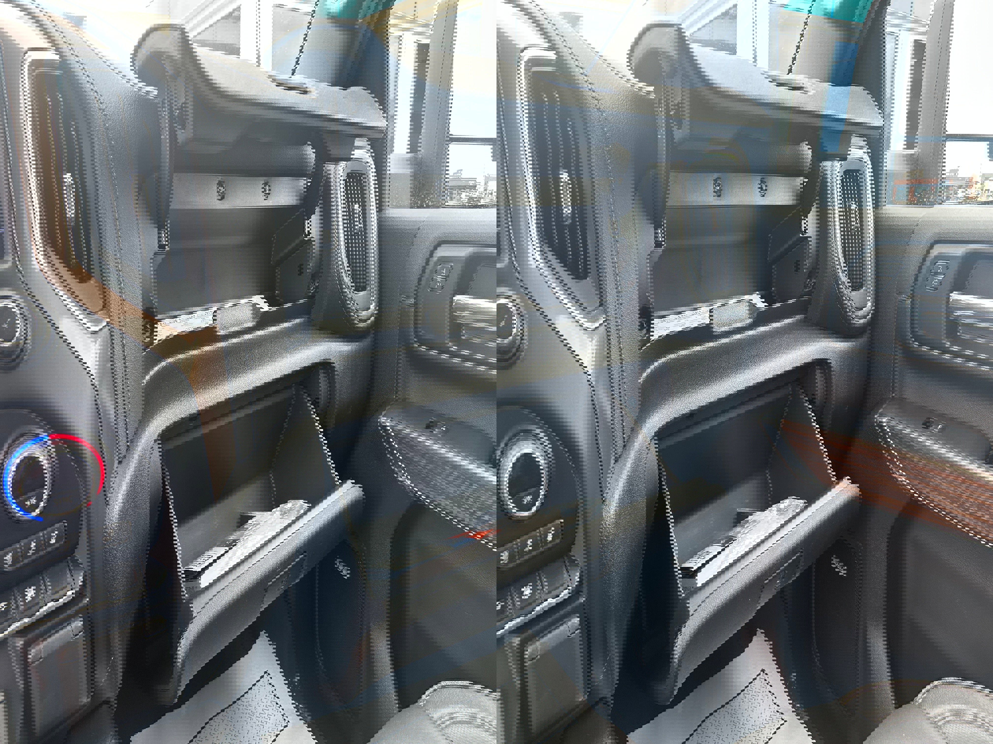 Used 2022 Chevrolet Silverado 3500 High Country image 25