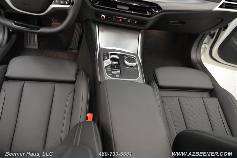 Used 2026 BMW 330i Sedan w/ Convenience Package RWD image 19
