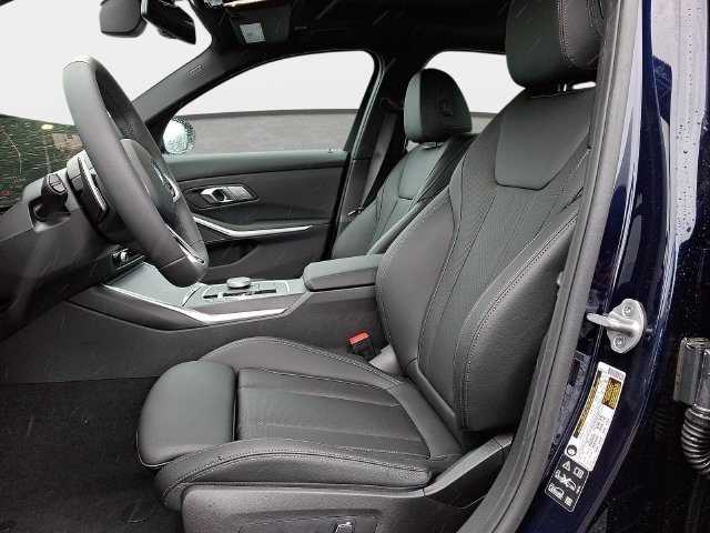 New 2026 BMW 330i xDrive Sedan w/ M Sport Package AWD/4WD image 11