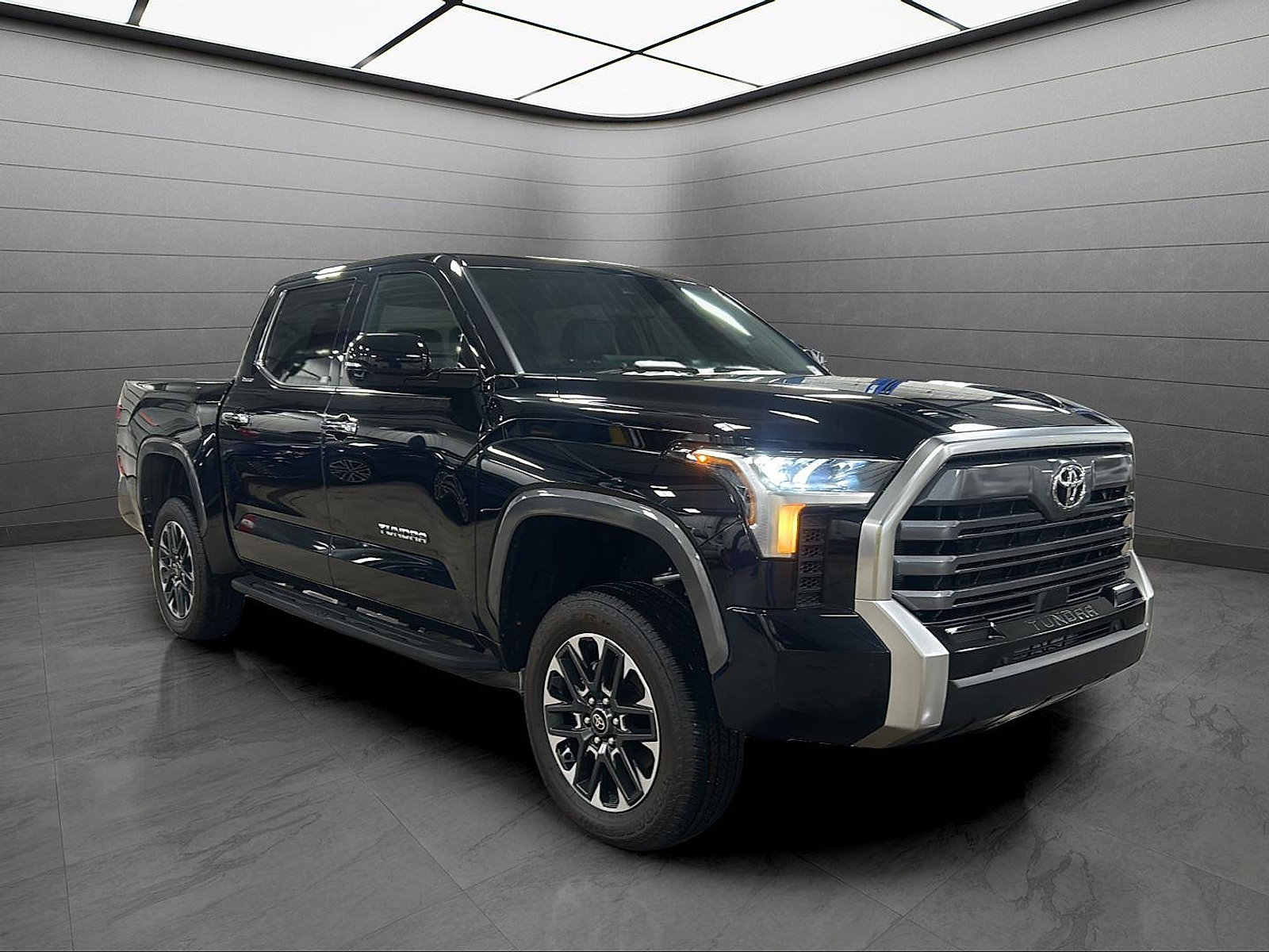New 2026 Toyota Tundra Limited AWD/4WD image 28