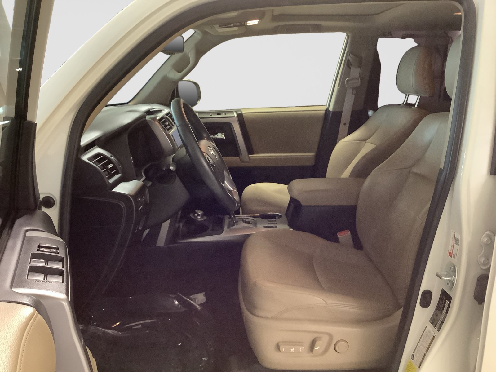 Used 2021 Toyota 4Runner Limited AWD/4WD image 10