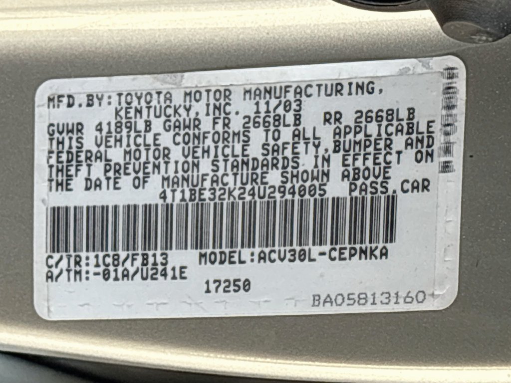 Used 2004 Toyota Camry LE FWD image 32