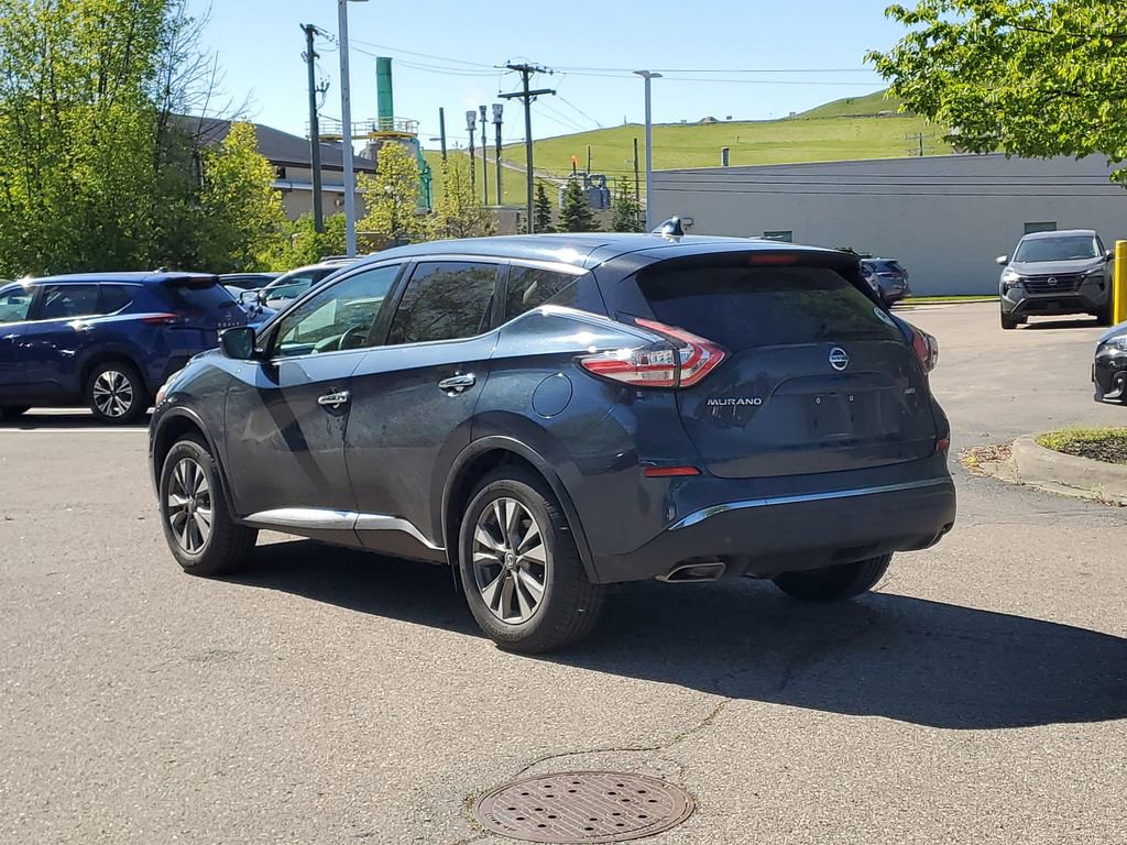 Used 2016 Nissan Murano S AWD/4WD image 3