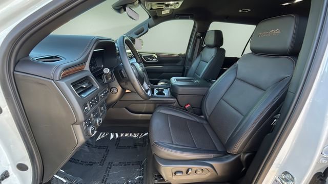 Used 2024 Chevrolet Suburban High Country w/ Max Trailering Package image 18