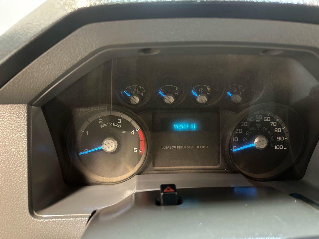 Used 2013 Ford F550 4x4 Crew Cab Super Duty w/ PWR Equipment Group image 22