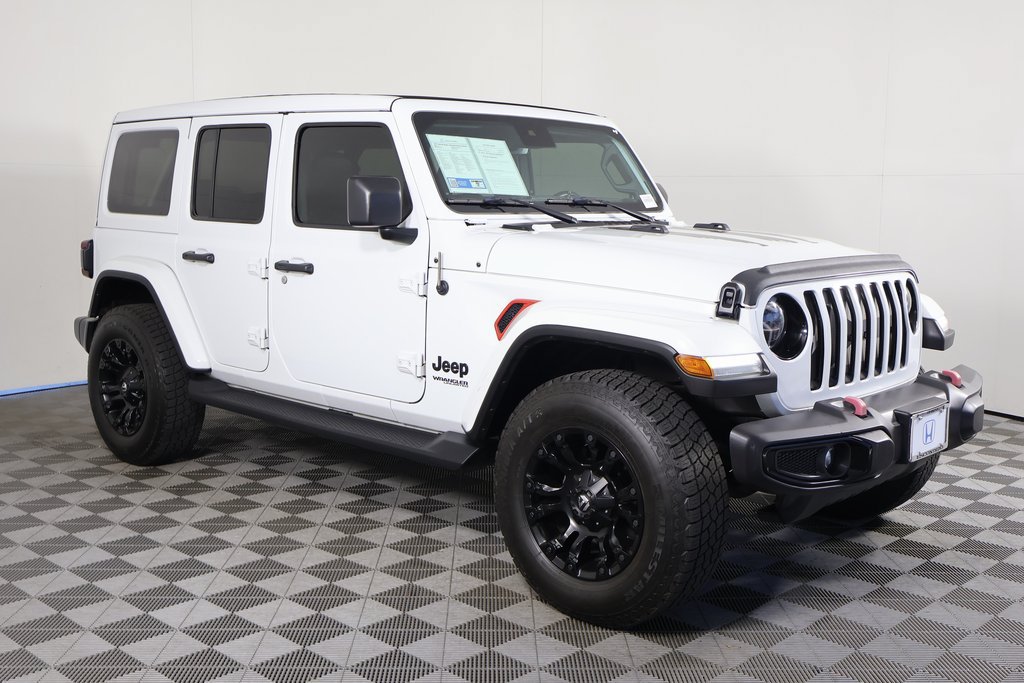 Used 2021 Jeep Wrangler Unlimited Sahara AWD/4WD image 3
