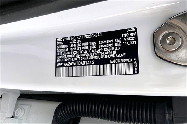 New 2026 Porsche Cayenne image 42