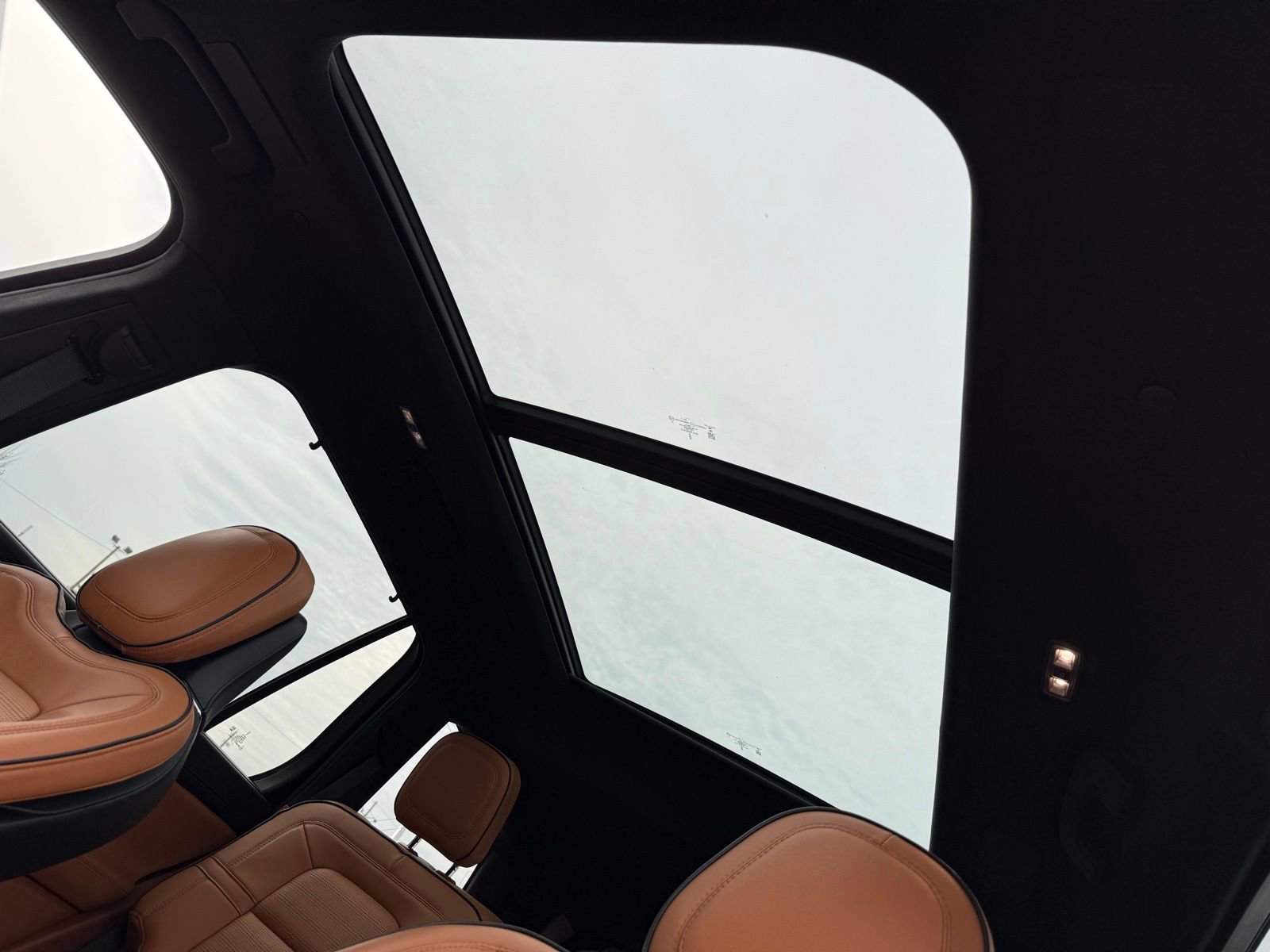 Used 2023 Lincoln Aviator Black Label w/ Dynamic Handling Package image 41