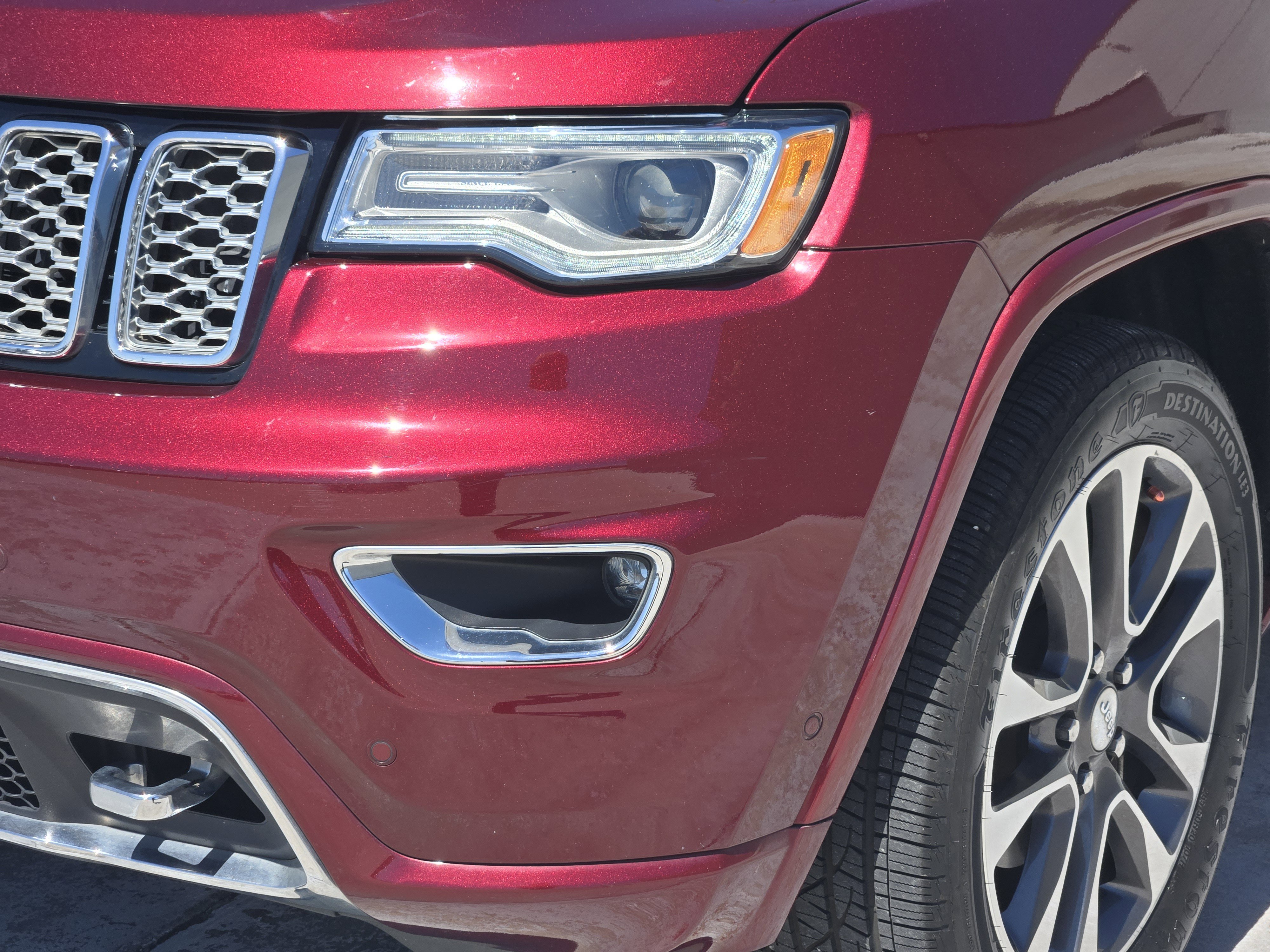 Used 2018 Jeep Grand Cherokee Overland RWD image 10