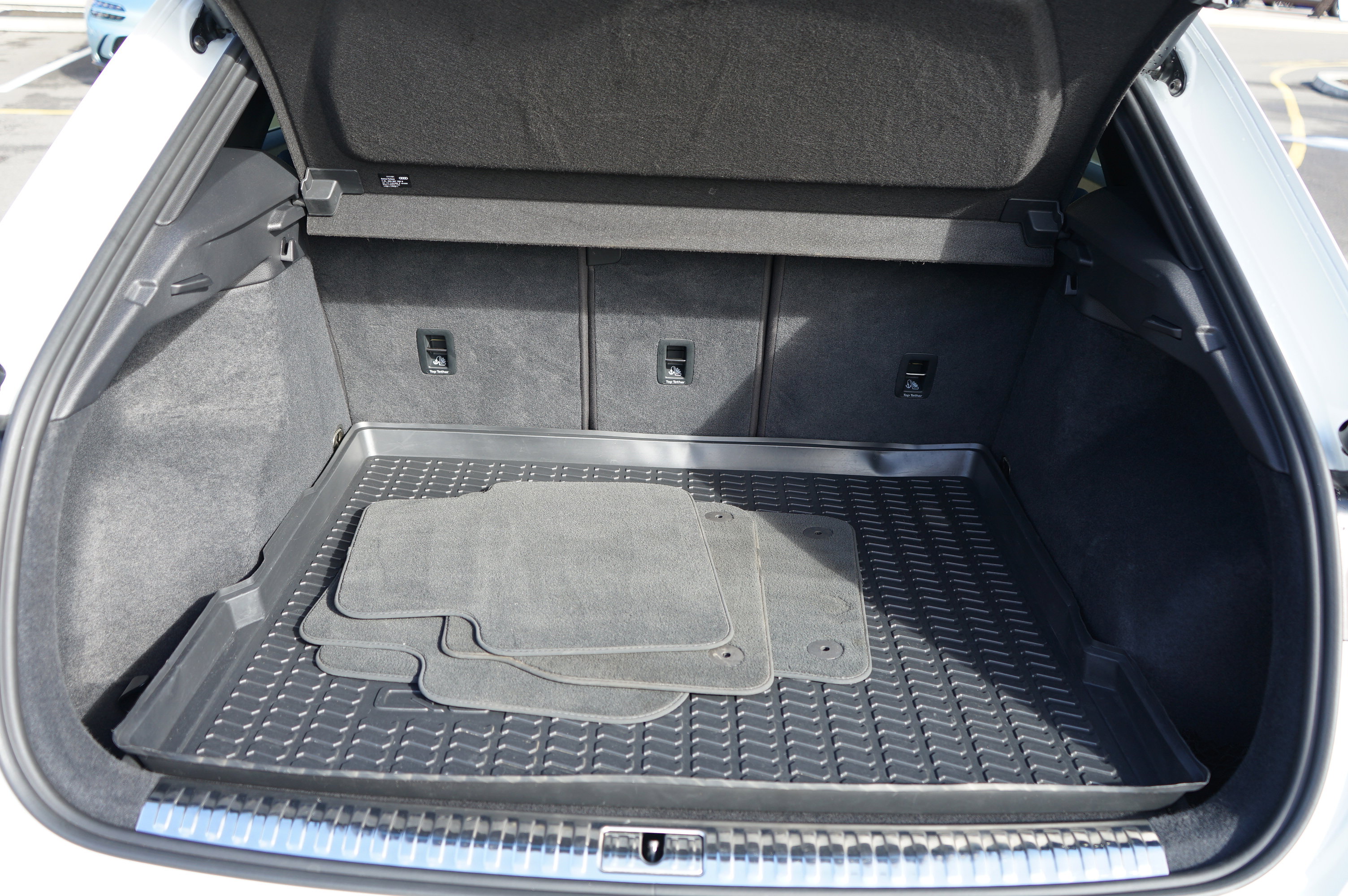 Used 2022 Audi Q3 2.0T Premium w/ Convenience Package image 12