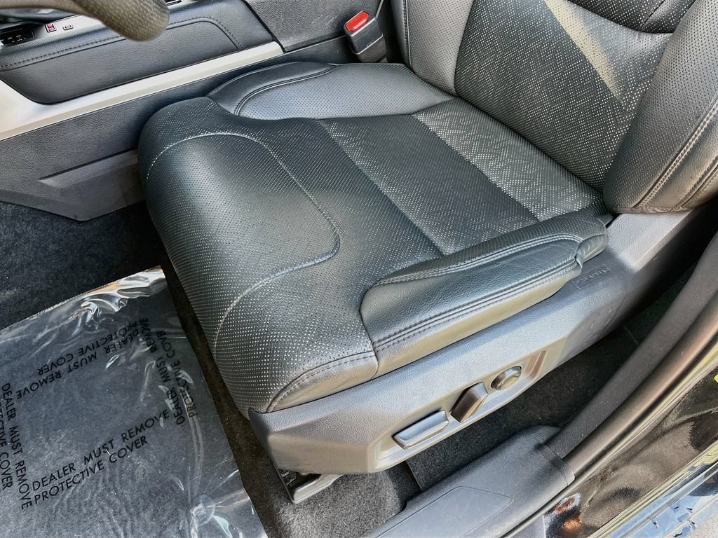 Used 2023 Toyota Tundra Limited AWD/4WD image 18