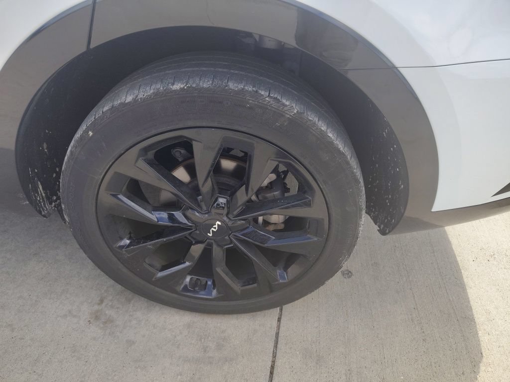 Used 2023 Kia Sorento SX FWD image 9