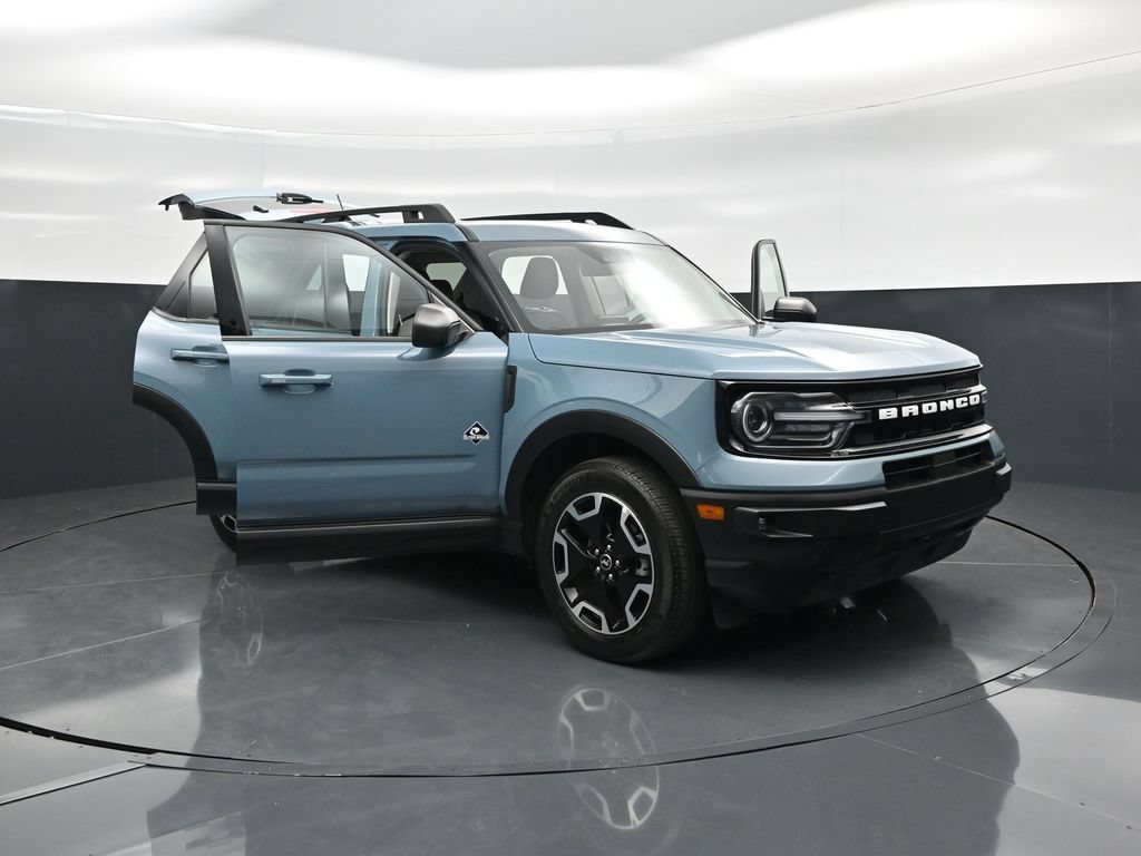 Certified 2023 Ford Bronco Sport Outer Banks w/ Tech Package AWD/4WD image 33