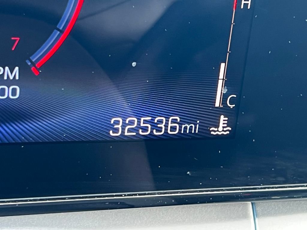 Used 2025 Chevrolet Trax LT image 18