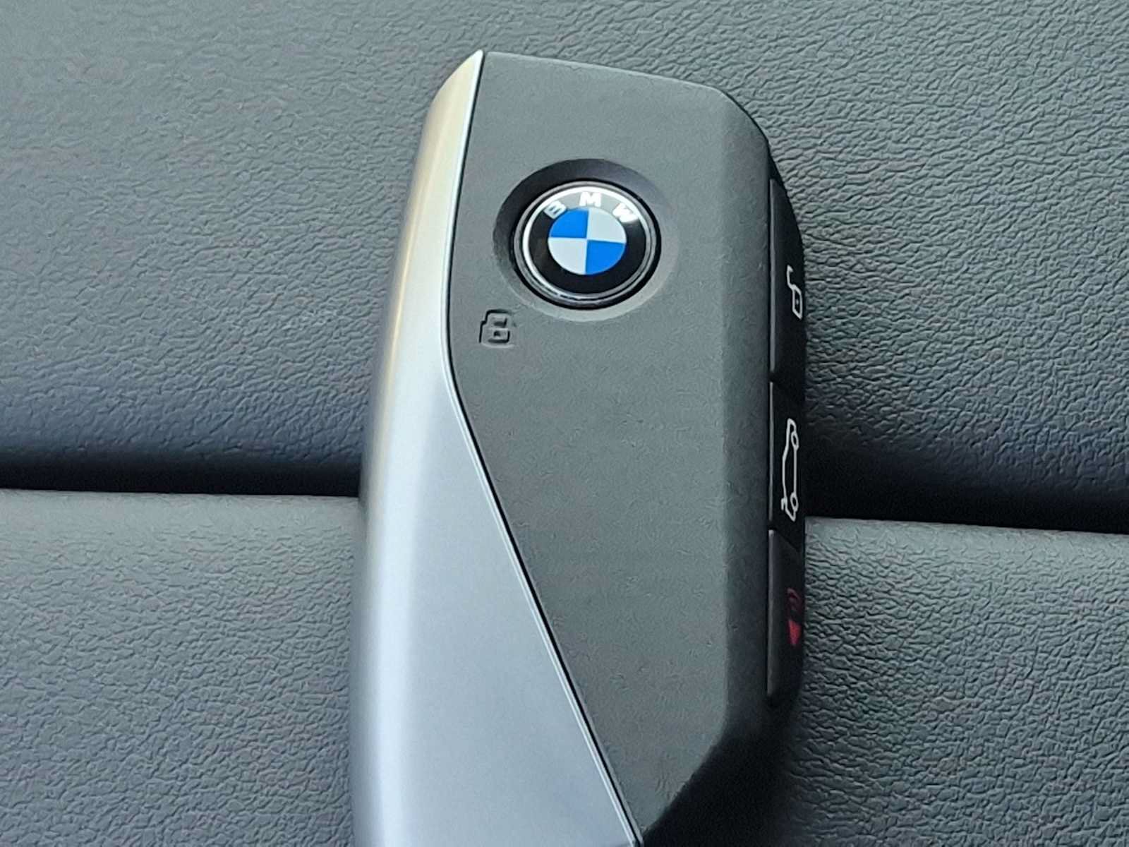 New 2026 BMW X5 xDrive40i AWD/4WD image 37