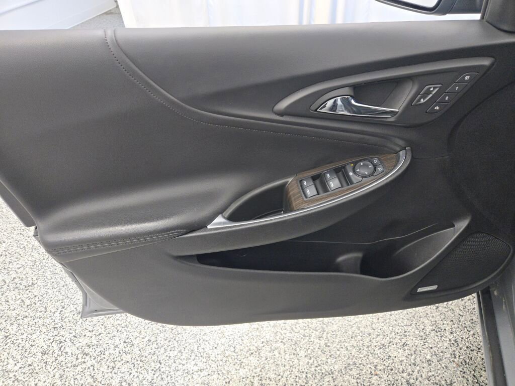 Used 2023 Chevrolet Malibu LT image 21