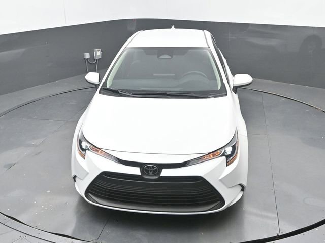 Used 2026 Toyota Corolla LE image 23