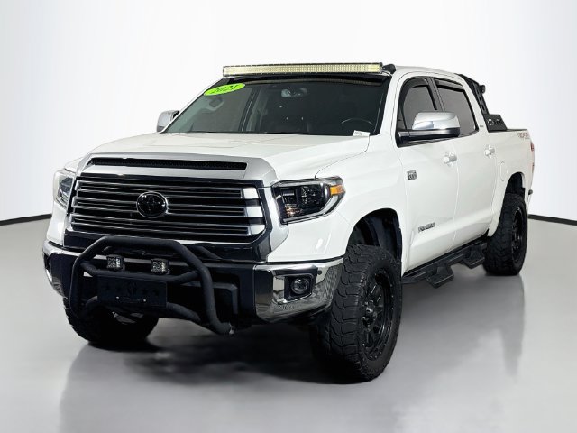 Used 2021 Toyota Tundra Limited w/ Limited Premium Package AWD/4WD image 3