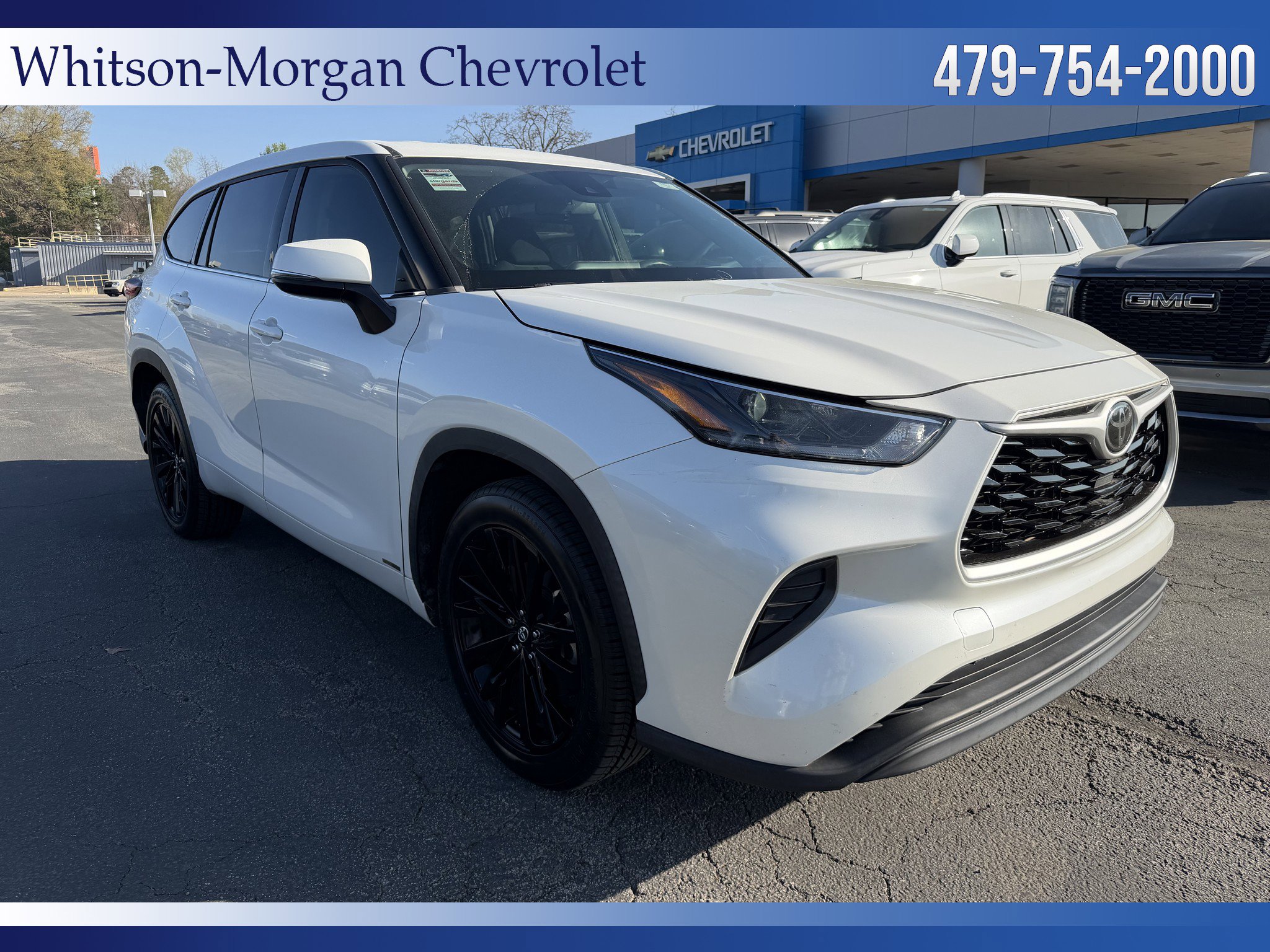 Used 2021 Toyota Highlander L image 3