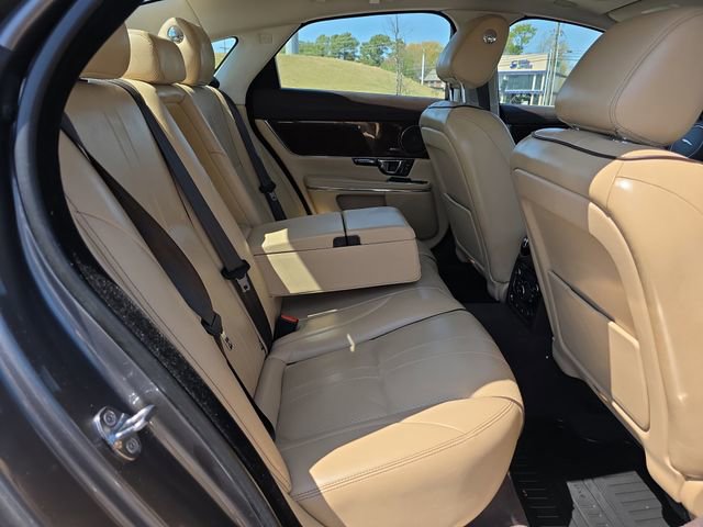 Used 2017 Jaguar XJ R-Sport image 14